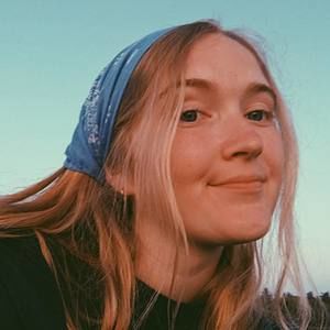 Meet your Posher, Ayla